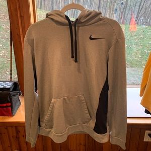 Used Nike Therma-Fit Hoodie